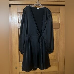 Long Sleeve Satin Black Dress